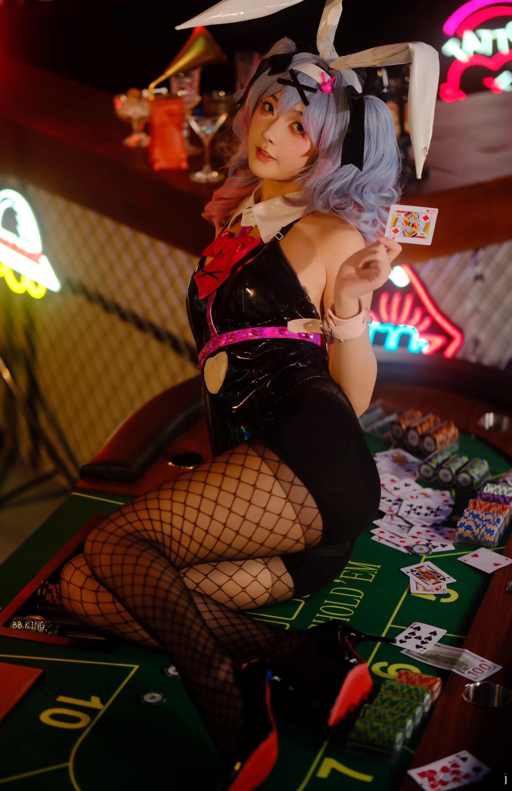 兔女郎的野性美，谁懂？！二次元的世界我不懂也对cosply没啥兴趣但颜值这么高的