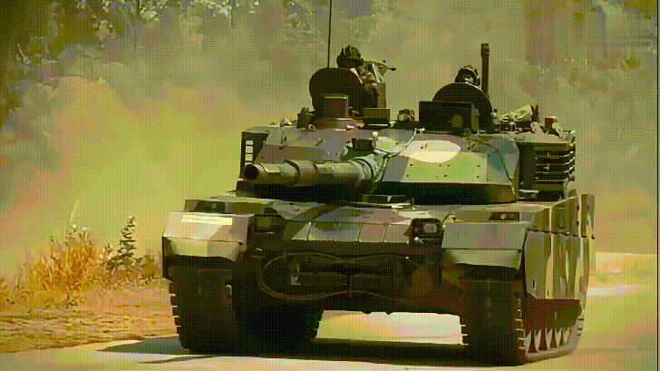 13条战线在打仗，F-16战机VT-4坦克，对阵，BM-21火箭炮，FPV无人机