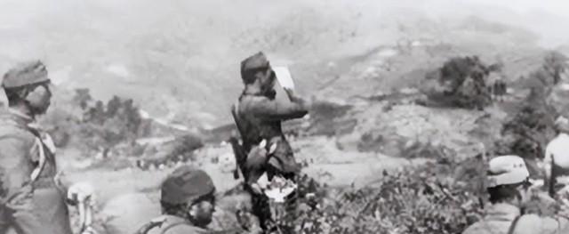 1930年，土匪头子马玉仁大肆洗劫江苏小镇，掳走几十个年轻貌美的姑娘，这些姑娘后