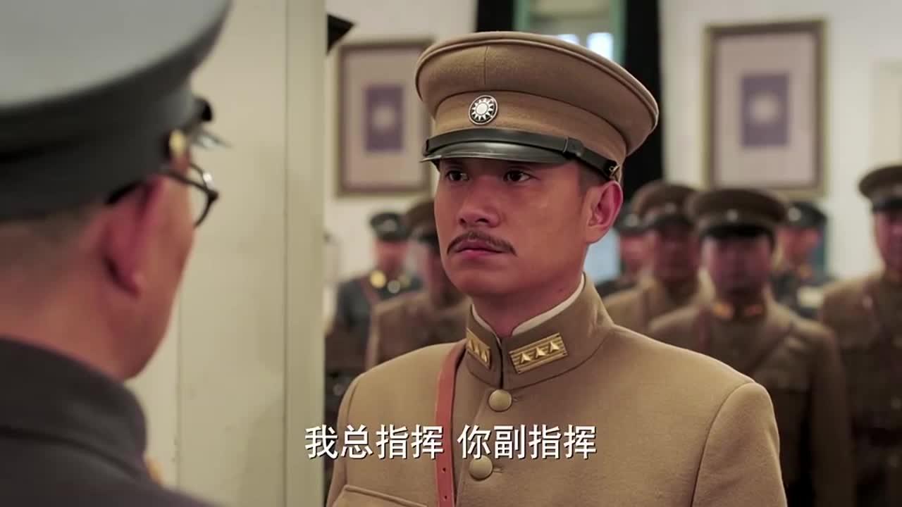 1936年12月25日，张学良做了一个让所有人目瞪口呆的决定——他主动跟着蒋介石