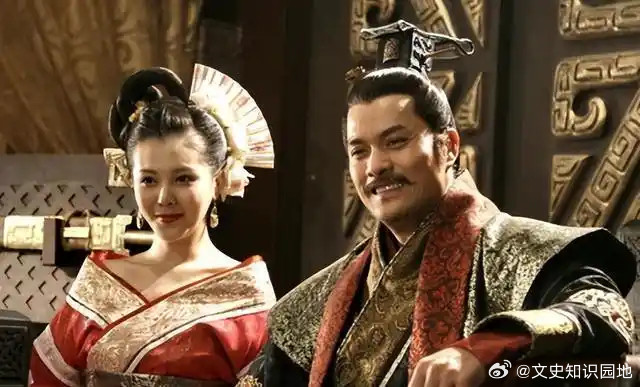 历史公元前89年，泰山之巅。汉武帝刘彻第五次封禅后，没有庆祝，没有欢宴。他