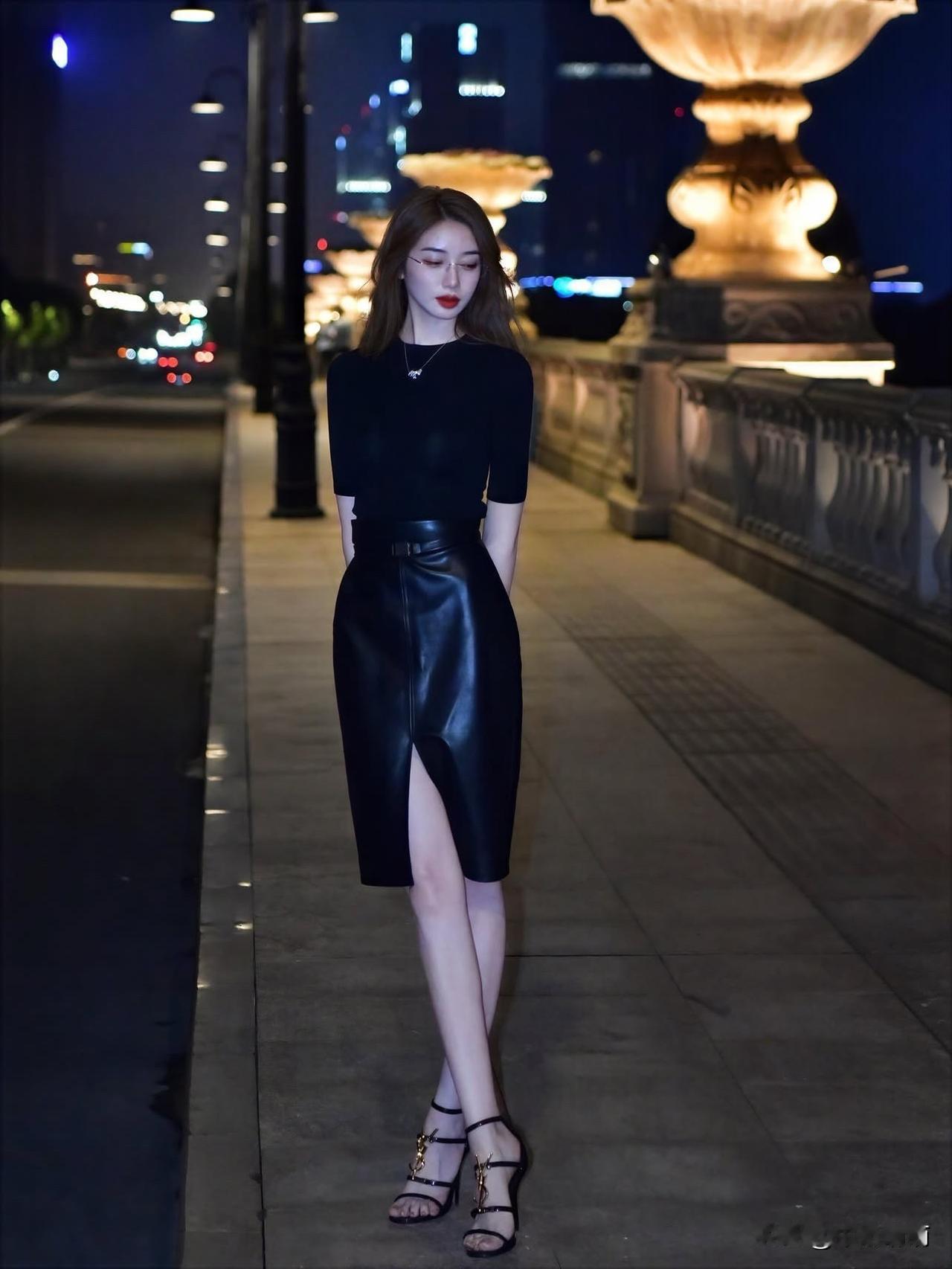 女人如何穿出含蓄的性感?