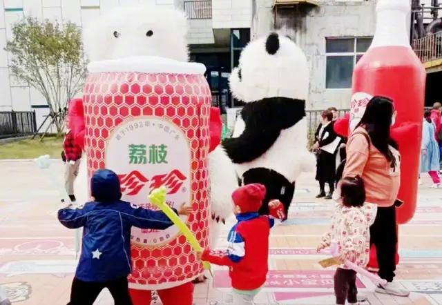 2元汽水凭啥打败大窑？东北人：就认这口“不涨价”“30年不涨价”对饮料行业来