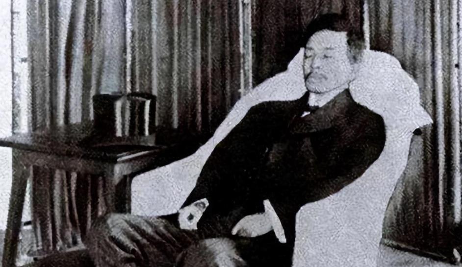 1913年3月20日，上海火车站，枪声骤响，宋教仁生命陨落。10点40分