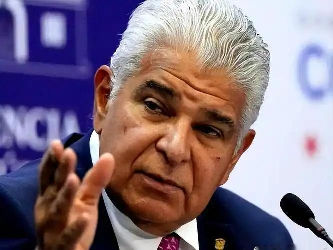 ·夺港迎合美方，中方直击命脉，巴拿马自食苦果 在国际舞台上，一些夹在大国之间