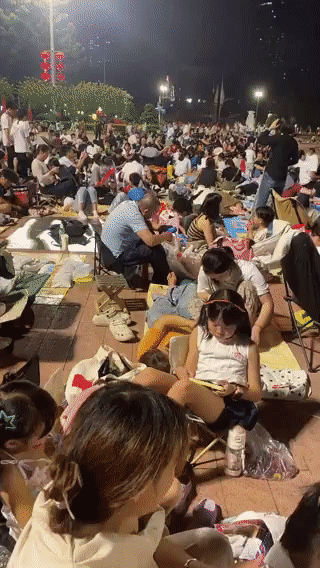 有些人的造谣，就是如此低劣最近海外社交媒体上流传一个视频，说中国福州有很多“