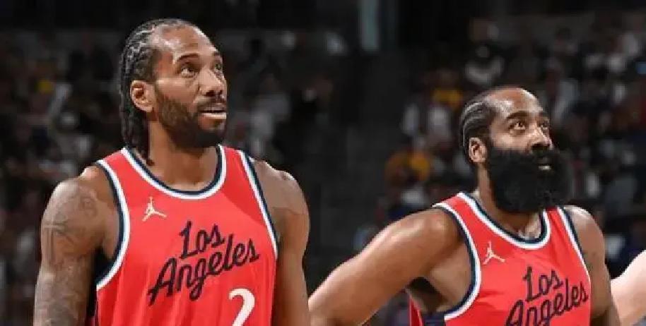 哈登回火箭？乌度卡点头了去年夏天乌度卡拒哈登，理由只有一句：火箭要练新人。