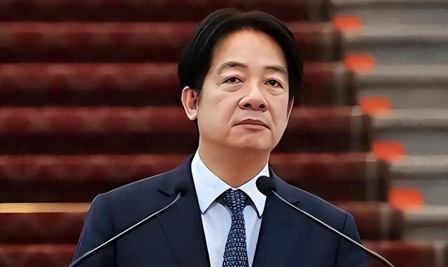 班超舰开启雷达锁定052D，绿营媒体集体高潮！很多人以为这是台军“以小博大”的英