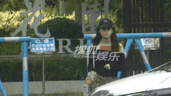 艾米咋这么胖了现在？难怪郭敬明让她减肥