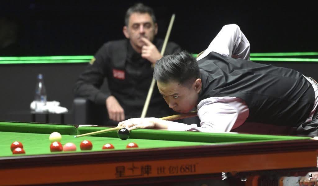 肖国栋晋级世界大奖赛8强后表示中国球手的成绩越来越好，但仍任重道远。肖国栋对