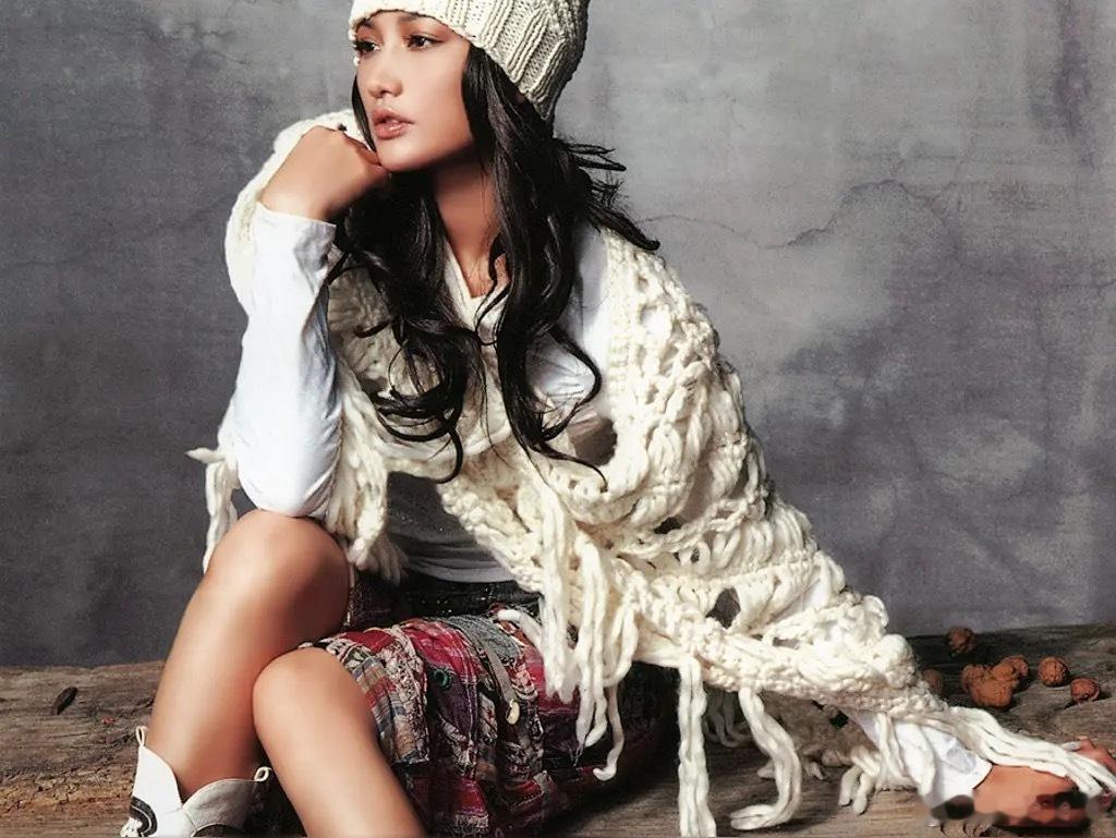 瞿颖戴军孙浩都是老朋友了，他们上综艺完全不用人引导，全程自说自话，主持人插不上嘴