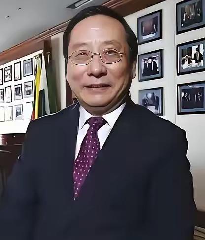 高志凯教授又立大功！这波回怼美国学者，简直堪称“教科书级别”！电视节目上，美