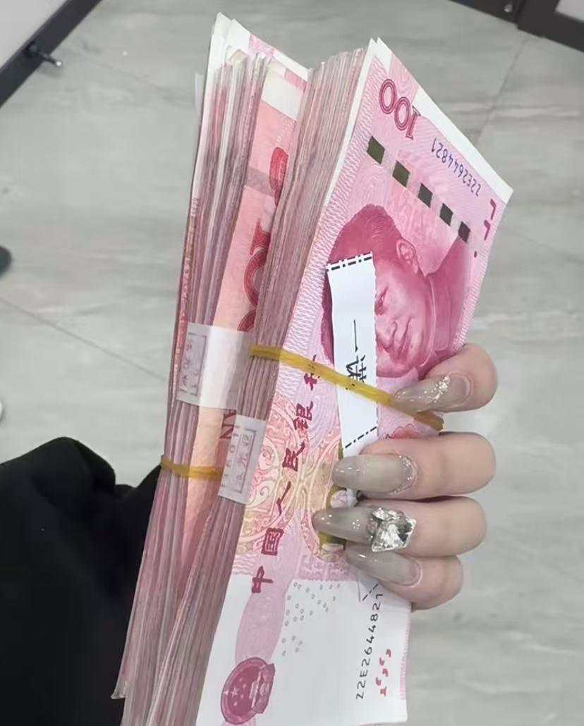 网上见到了太多高分考生，可现实中大部分考生真的不是这个样子。高三一线教师讲某地