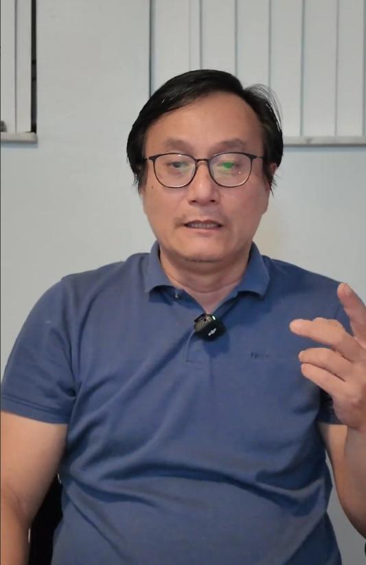 刘磊是《欢迎来龙餐馆》原型之一，他在伊拉克开的“中国龙餐馆”菜单曝光。酸辣汤