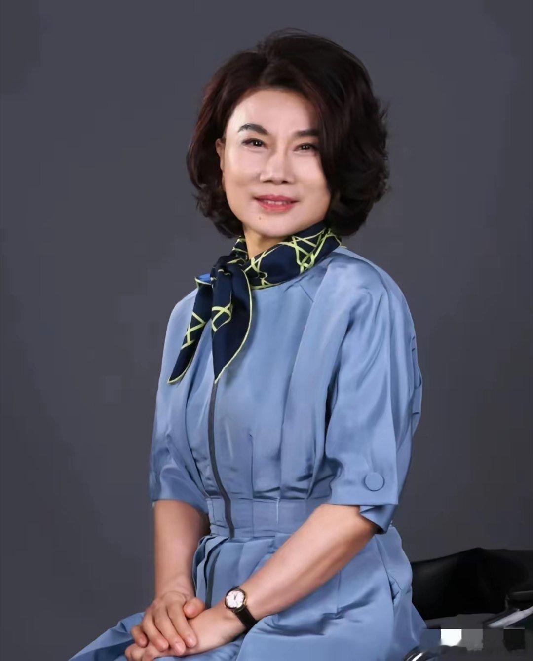 神预言！董明珠早前撂下话：“我见过的日本人，没一个靠谱的，全是坑！”这话一出直接