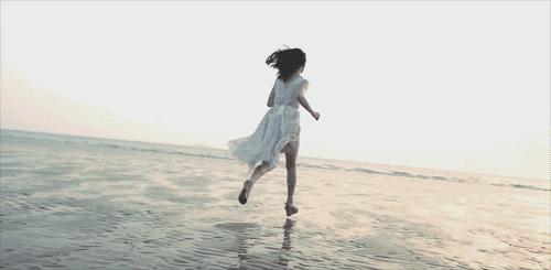 《35岁后，我终于学会了“输得起”》一转眼就到了输不起的年龄，不想老也老了，