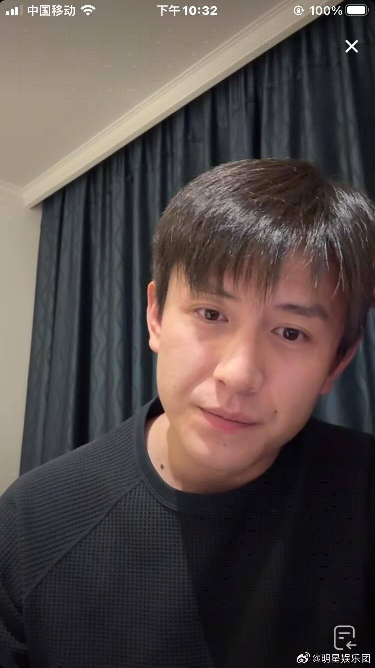 刘萧旭女友正脸925刘萧旭直播总结1.老刘今晚收工早说我们喊着他一百万粉丝开