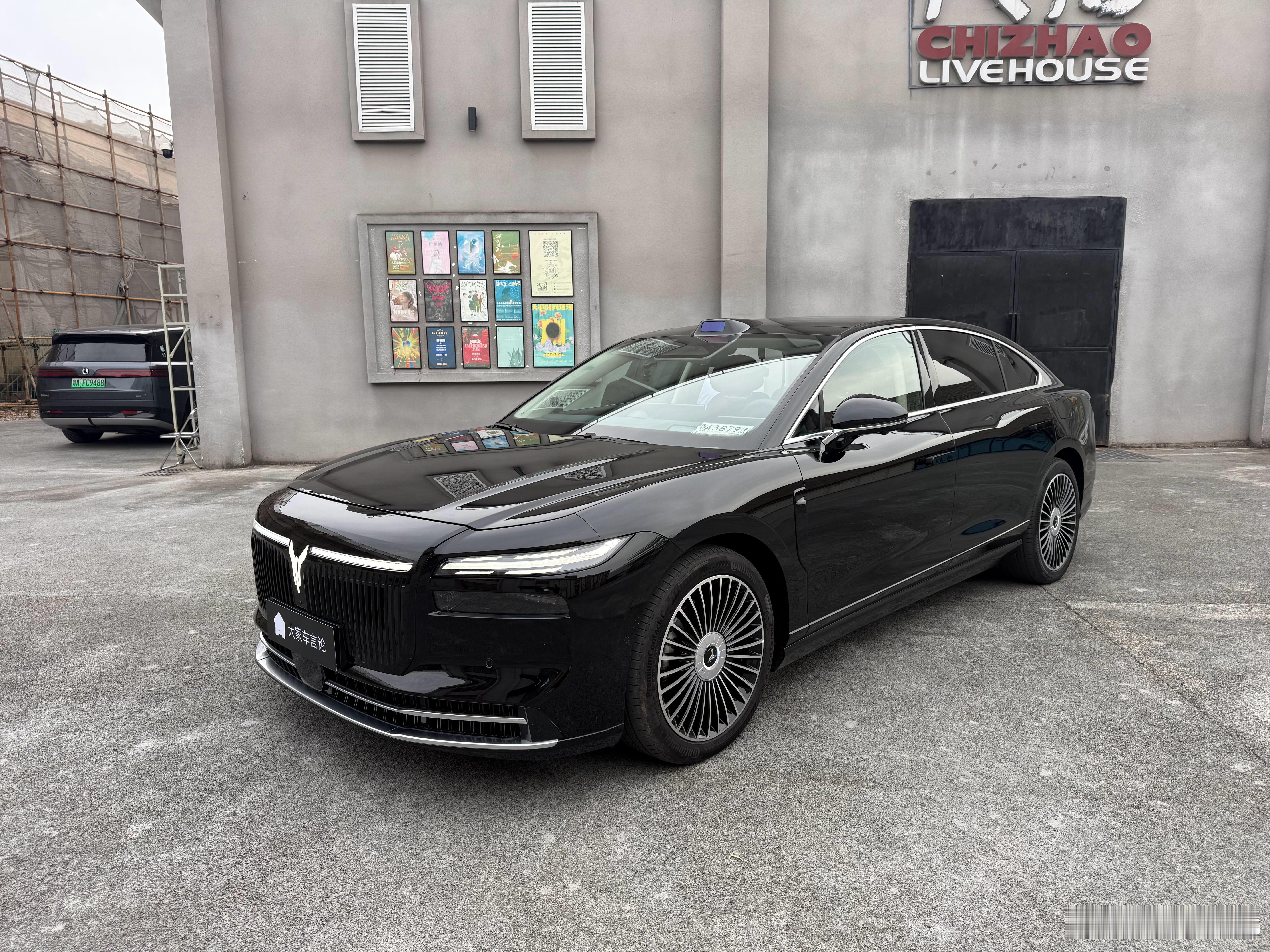 大胆讲句，应该系华为系30万级别最好的底盘，机械体验真系好似奥迪A6L