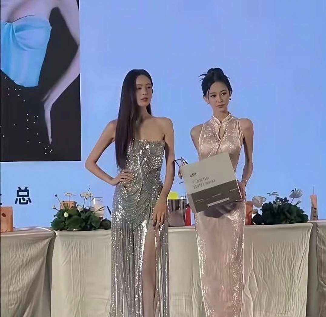 第一次见到身材比娜扎好的素人腰臀曲线比赢麻了
