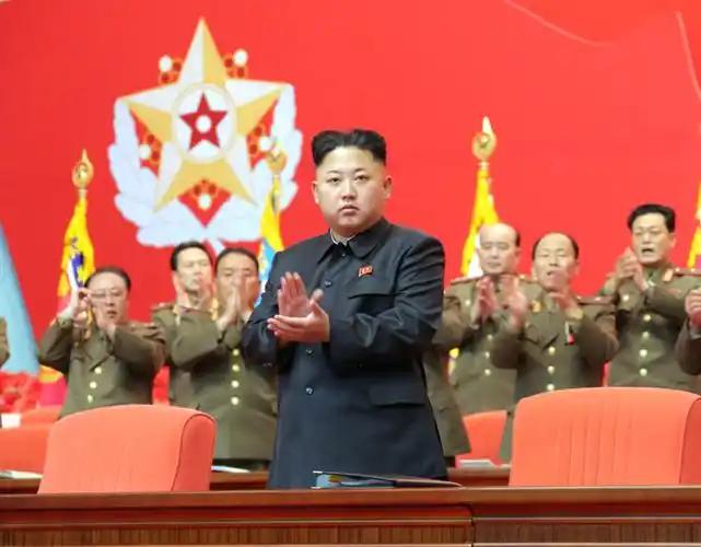 你以为日本怕朝鲜，怕的是那几枚导弹？错了。日本真正睡不好觉的，不是导弹能飞多远，