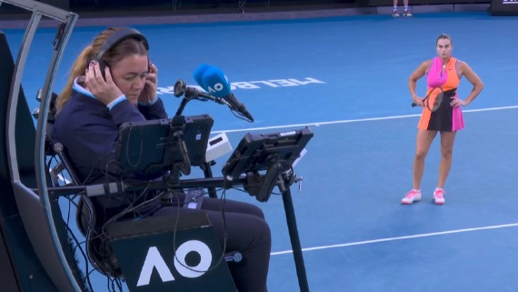 萨巴: 裁判说我叫声干扰对手的判罚惹怒了我, 这太离谱了