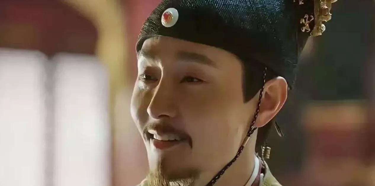 朱元璋的第17子名叫朱楩，母亲是出身高丽的周妃。正因为他身上有外族血统，因此一直