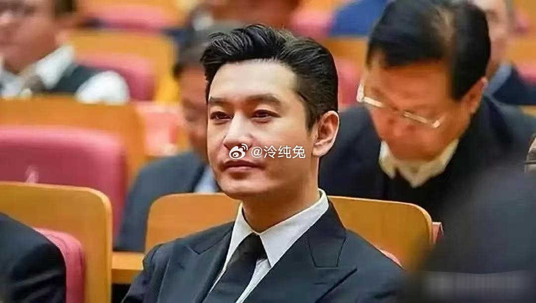 黄晓明公司的旗下艺人没有一个红的