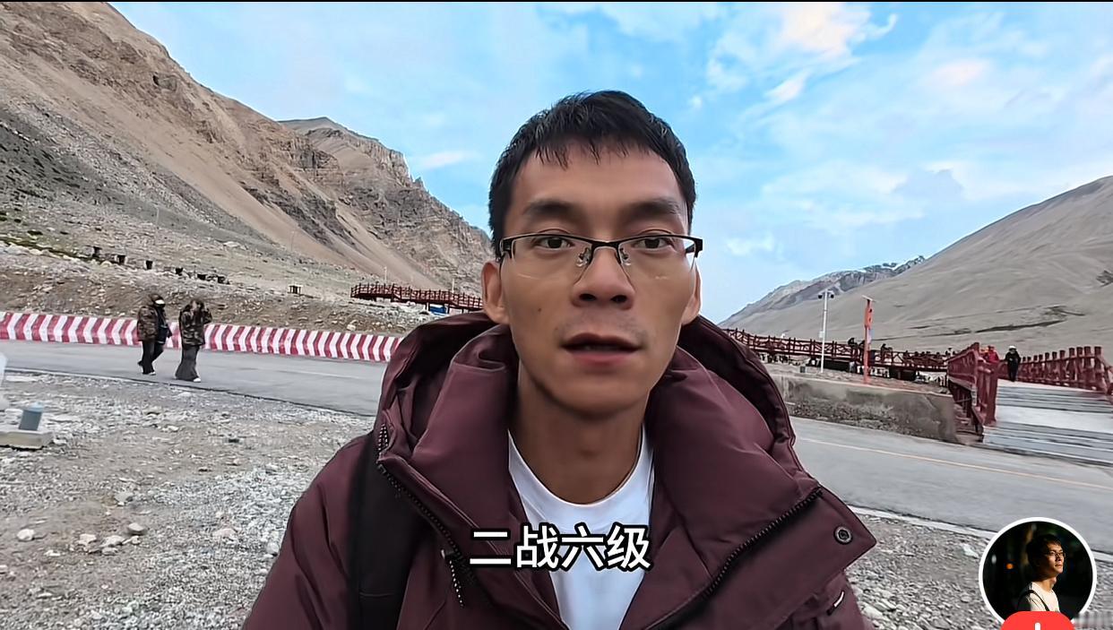 唐尚珺一人一车去西藏，在珠峰脚下又传来好消息，英语六级考试通过了，考了453分，