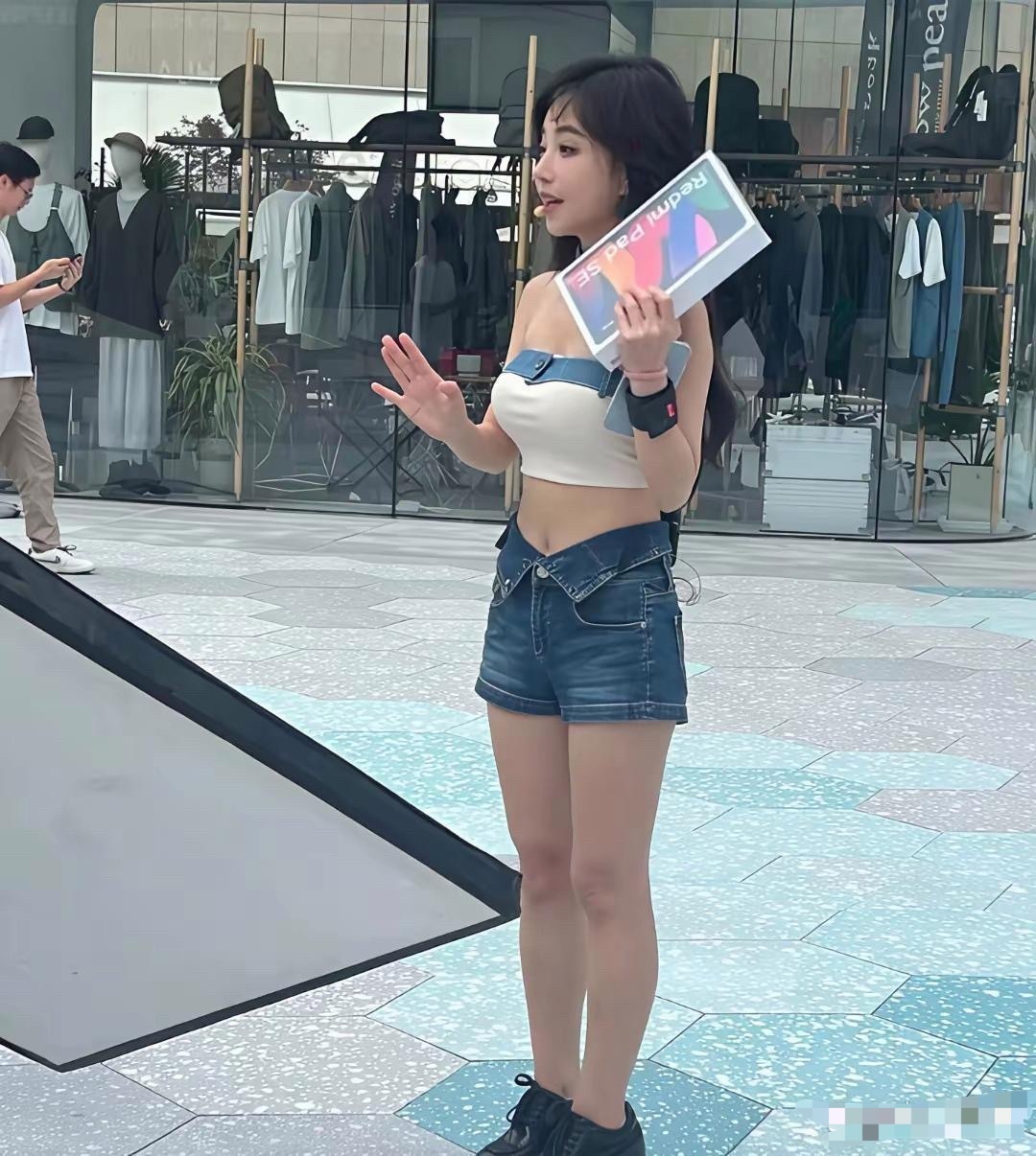 冯提莫去掉美颜的样子，这也太真实