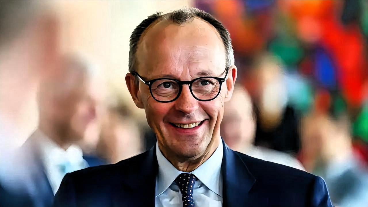 1月18日，西方对华转向持续。德媒称，总理默茨拟于2月24至27日访华，率高规格