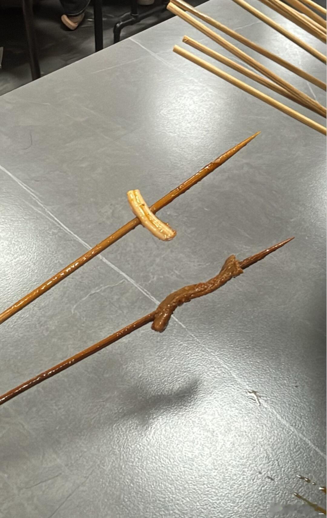 论东北烧烤的含金量上海这串像东北的剩饭