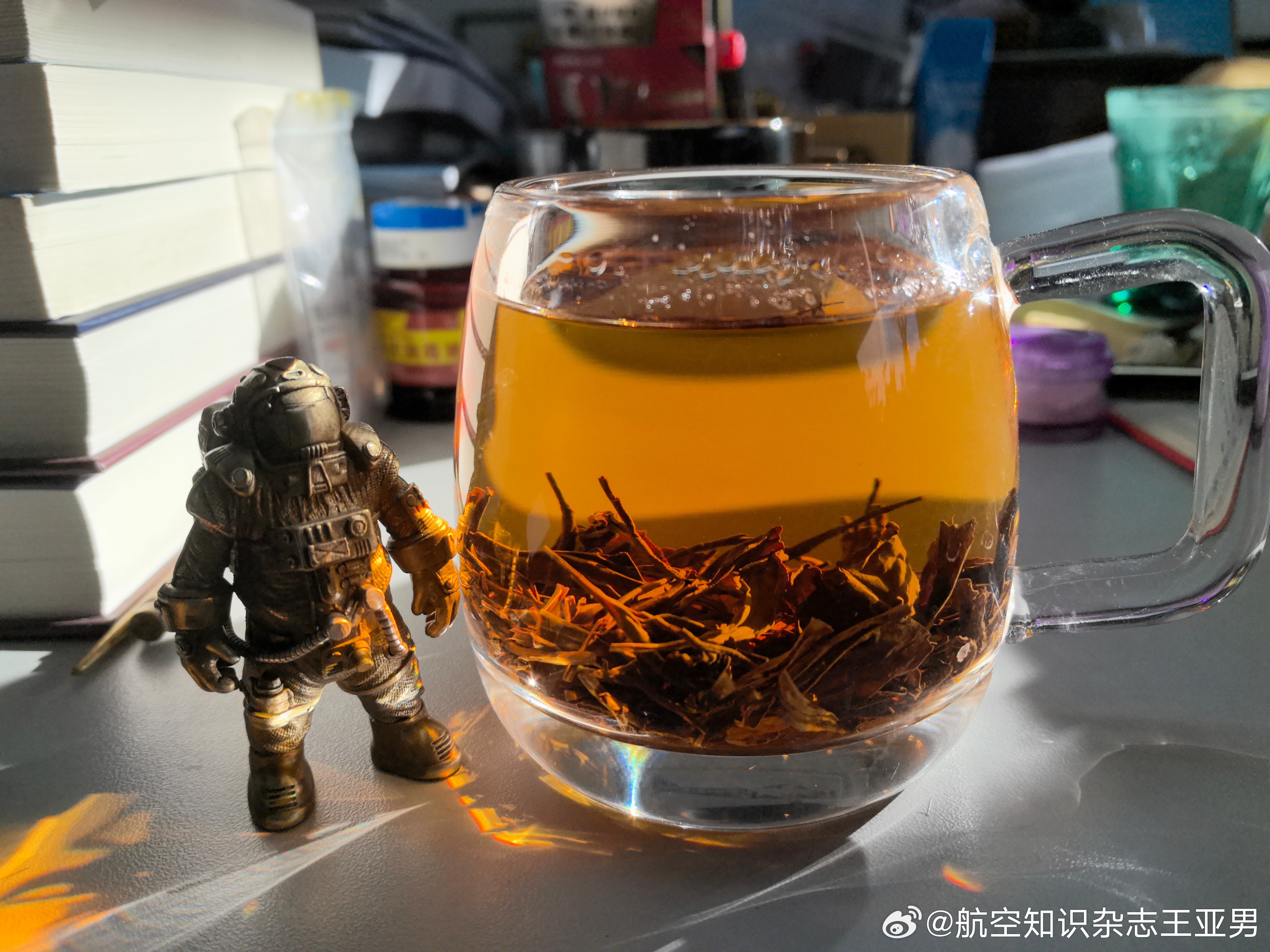 今天商业航天面临的各种问题，其实一百多年前商业航空都遇到过。看历史就都明白了。技