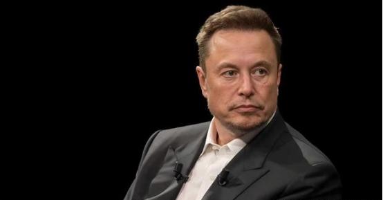 外国记者问，美国拥有的核弹头足以摧毁世界1000次，难道中国人一点也不害怕吗？对