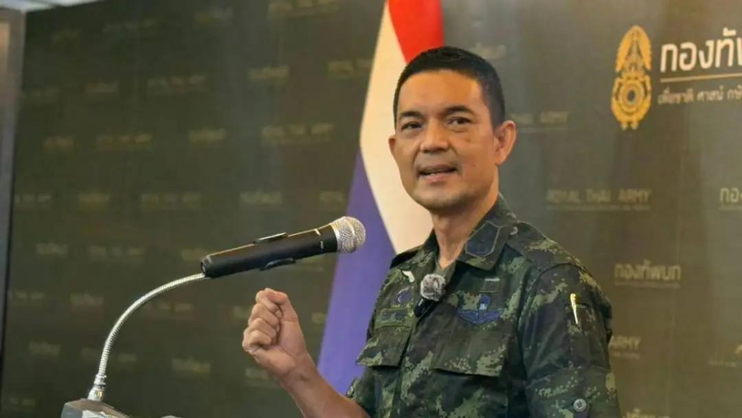 泰国给人的印象就是娘炮多、人妖多，是个非常佛系的国家。这样的国家一般不喜欢打仗，