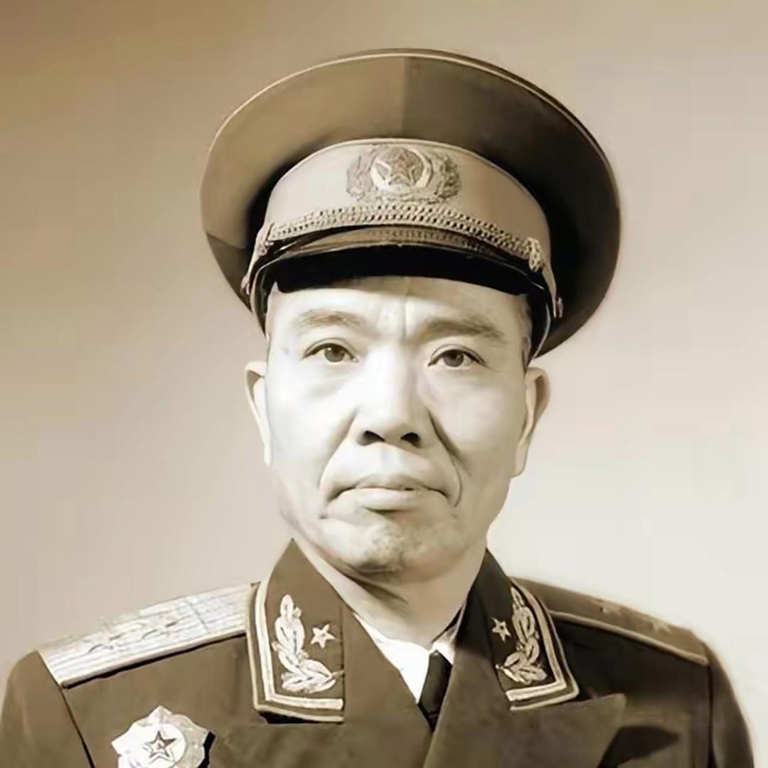 2013年，将军之子韩京京在潇水河畔找到陈树湘烈士的埋骨处，夫妻俩一声“大爹爹”