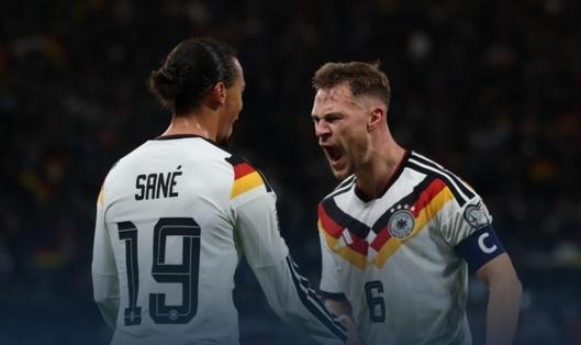 世预赛欧洲区小组赛A组第6轮德国vs斯洛伐克。上半场，基米希助攻沃尔特马德连场