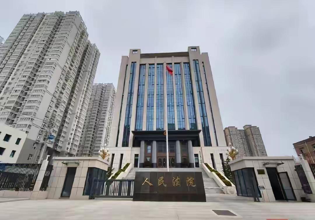 “想要拿回属于自己的钱，简直比登天还难！”陕西西安的一位大姐，最近可是肠子都悔