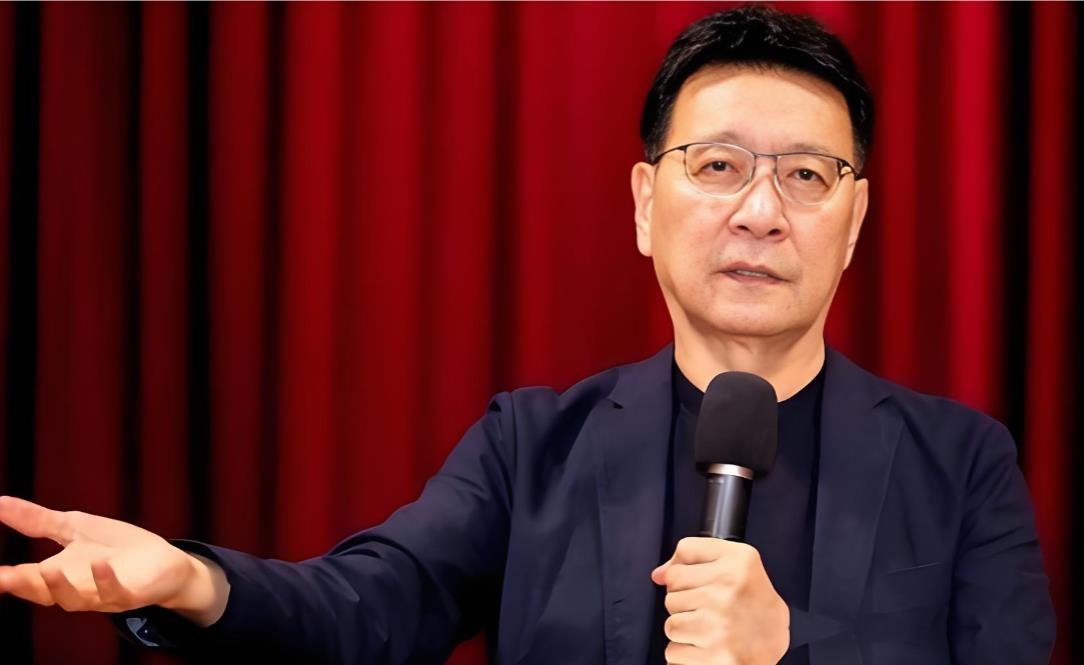 赵少康有点害怕了，担心特朗普访华期间会出卖台湾，把台湾当成筹码卖掉，声称台湾到了