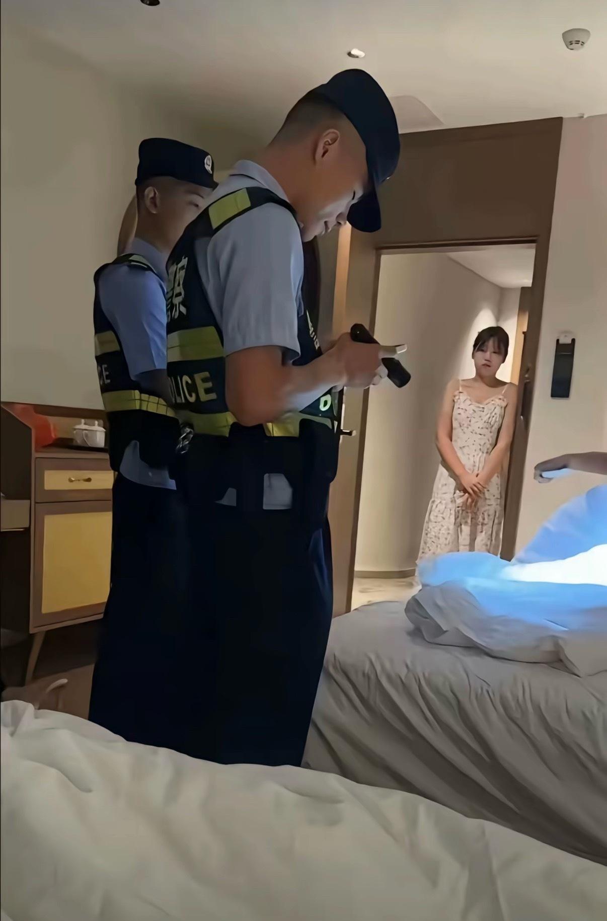 真心相爱的人怎会叫不出对方的名字呢？[doge]​​​