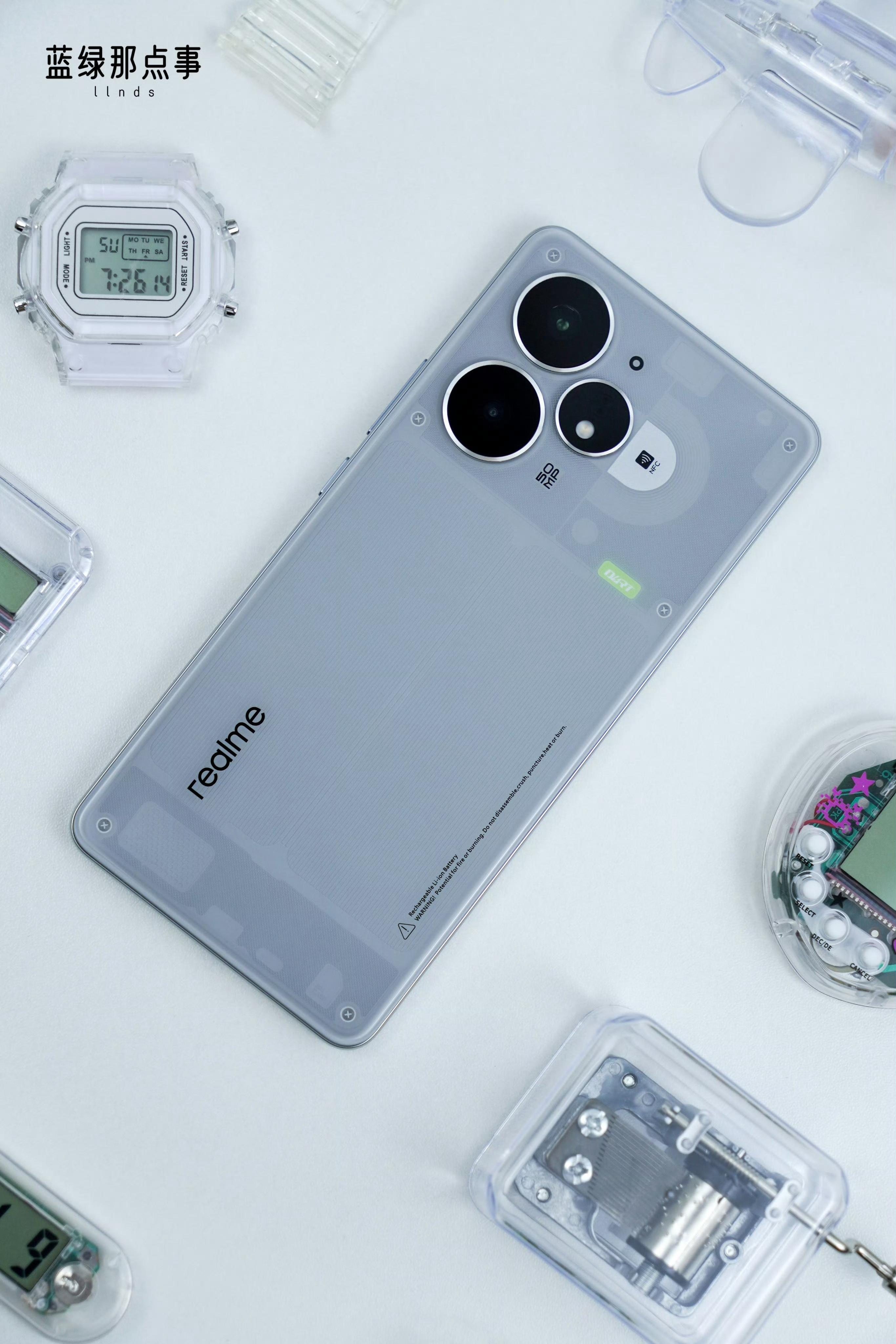 千元档，其实2025年各品牌都发布了多款高性价比手机。这里面有OPPO、一加、真