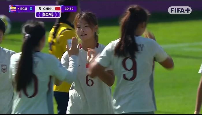 半小时打花! 中国女足U17三球领先厄瓜多尔, 陈睿琳小角度破门