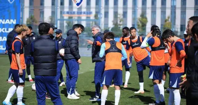 云南玉昆迪拜热身赛0比1惨败 亚美尼亚球队暴露主力阵容