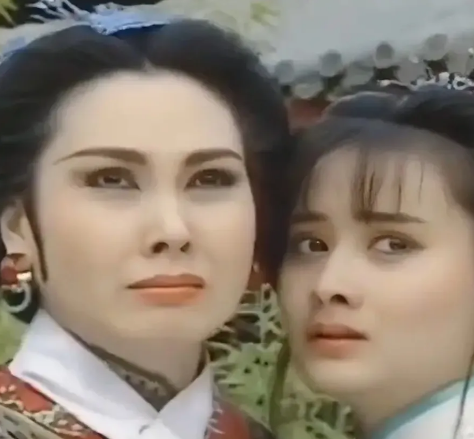 琼瑶当年选角真的很厉害，让<em>沈海蓉</em>当陈德容的母亲，二美同框合影，真的是像极了亲生母