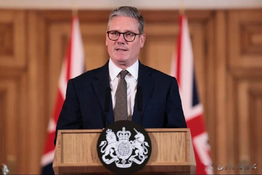 说实话，看到英媒爆出的这份俄罗斯绝密文件，确实挺狠的。虽说这是十年前