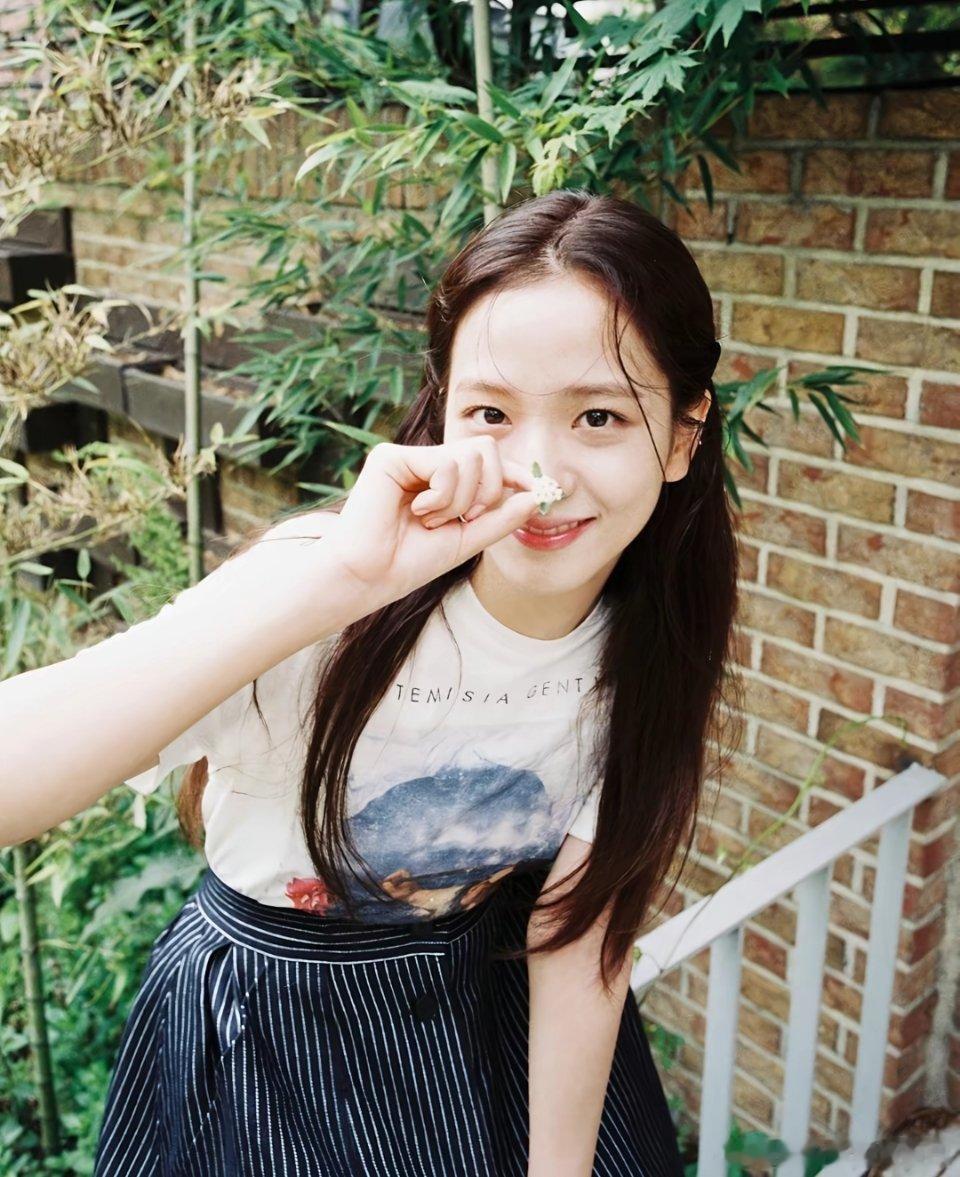 #kimjisoo#看见你的笑我好像就足够#金智秀##金智秀幸福指数103%#​