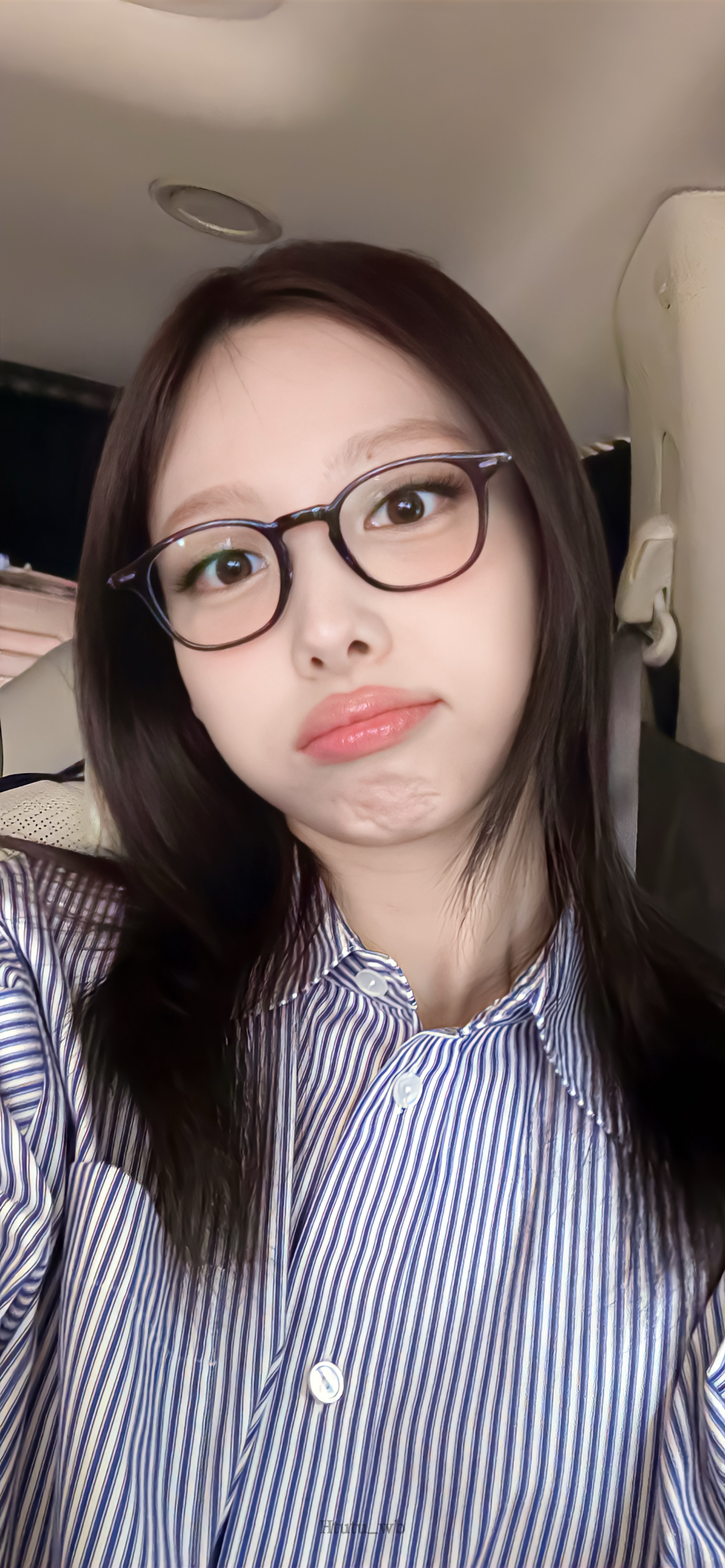 林娜琏𝑵𝒂𝒚𝒆𝒐𝒏壁纸更新啦～🐰🍊🫧​​​