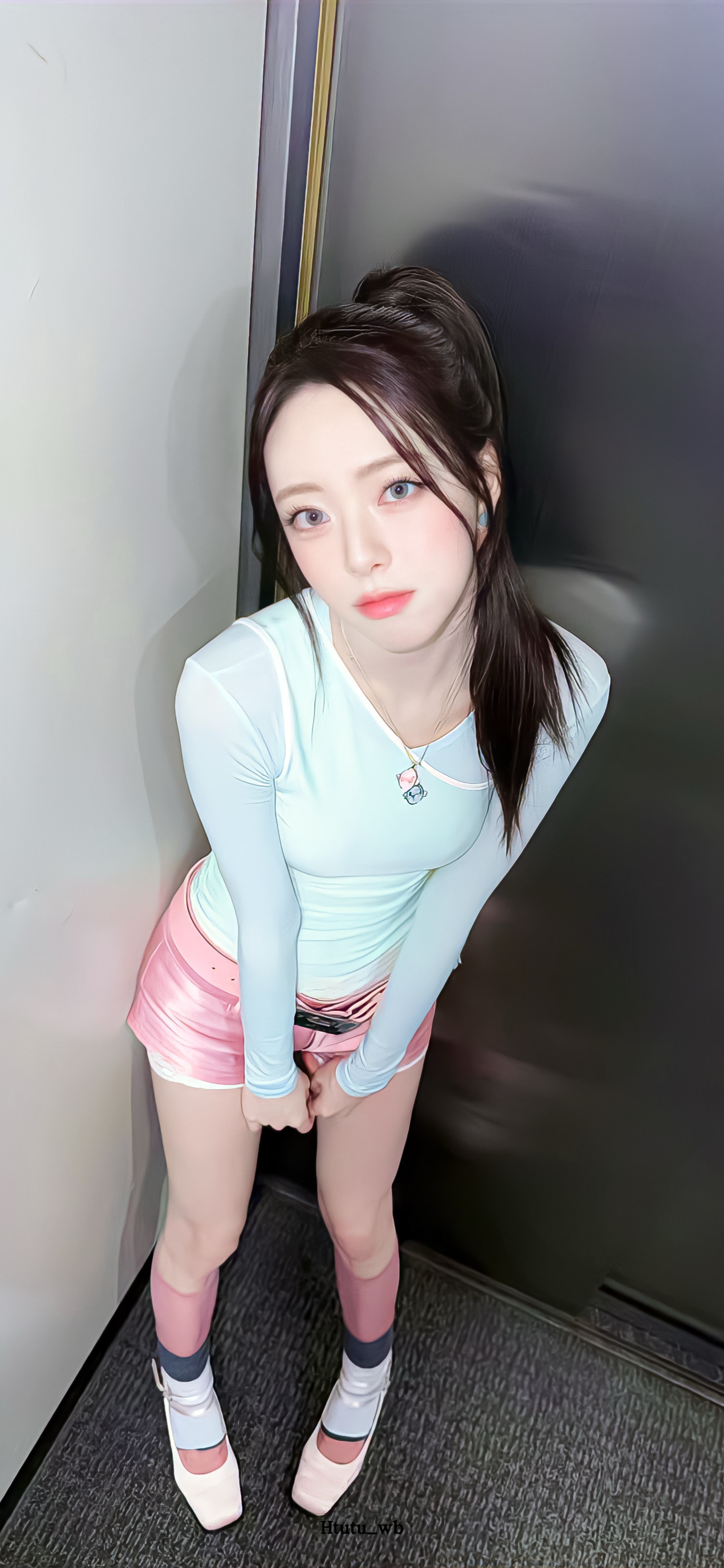 申有娜Yunaの壁纸大放送～🐰🥞