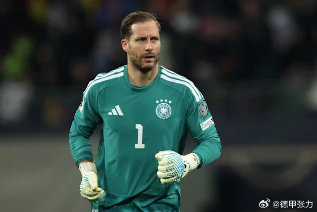 德国媒体在讨论鲍曼今夏加盟拜仁的可能性，透露过去霍芬海姆成绩糟糕的时候，鲍曼面对