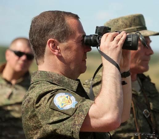 完全没把丹麦当外人啊，俄罗斯也要在格陵兰岛插上一脚俄罗斯联邦安全会议副主席梅德