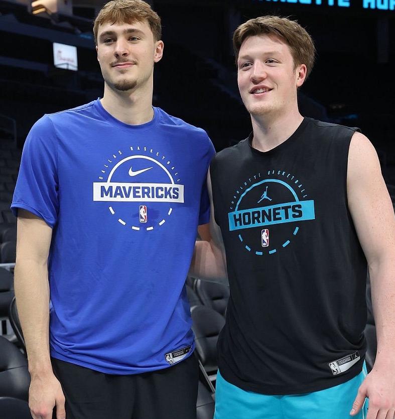 NBA官方宣布：独行侠状元弗拉格当选年度最佳新秀！弗拉格拿到56张第一选票和